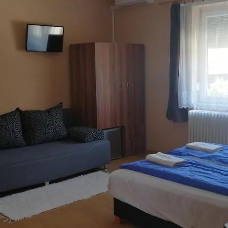 Πανσιόν Bakonybeli Patakpart Vendeghaz